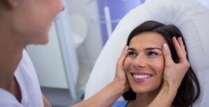 A GUIDE TO AESTHETIC TREATMENTS BY AGE GROUPS